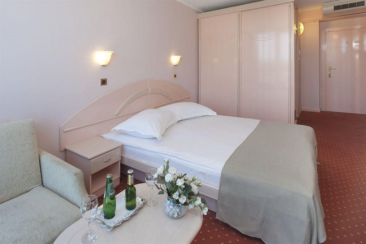 Hotel Park Plava Laguna Poreč Exterior foto